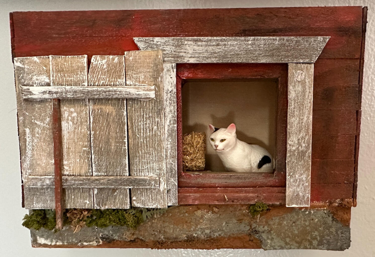 Barn Cat, 5" x 7" x 1.75"